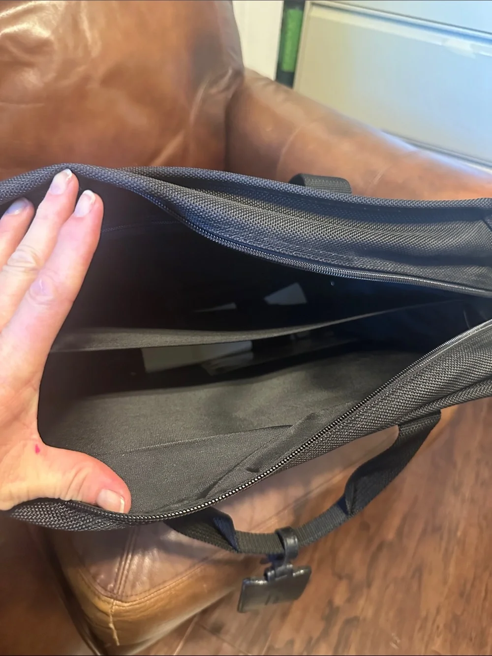 Wilson’s | NWT Black Men's Briefcase/ Messenger/ Laptop Bag